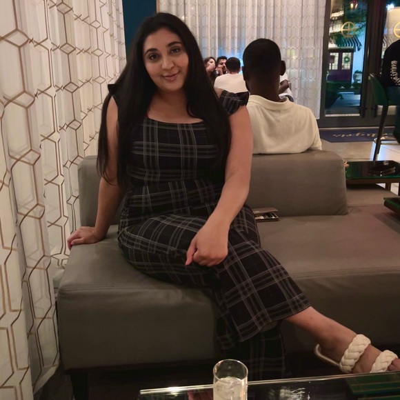 Meet your Posher, Nancy - Picture 4 of 5